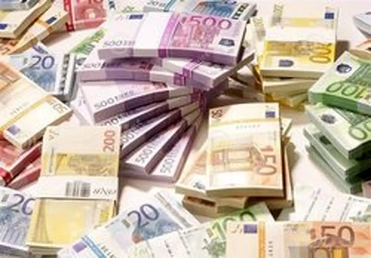 توقف عرضه یورو در صرافیها