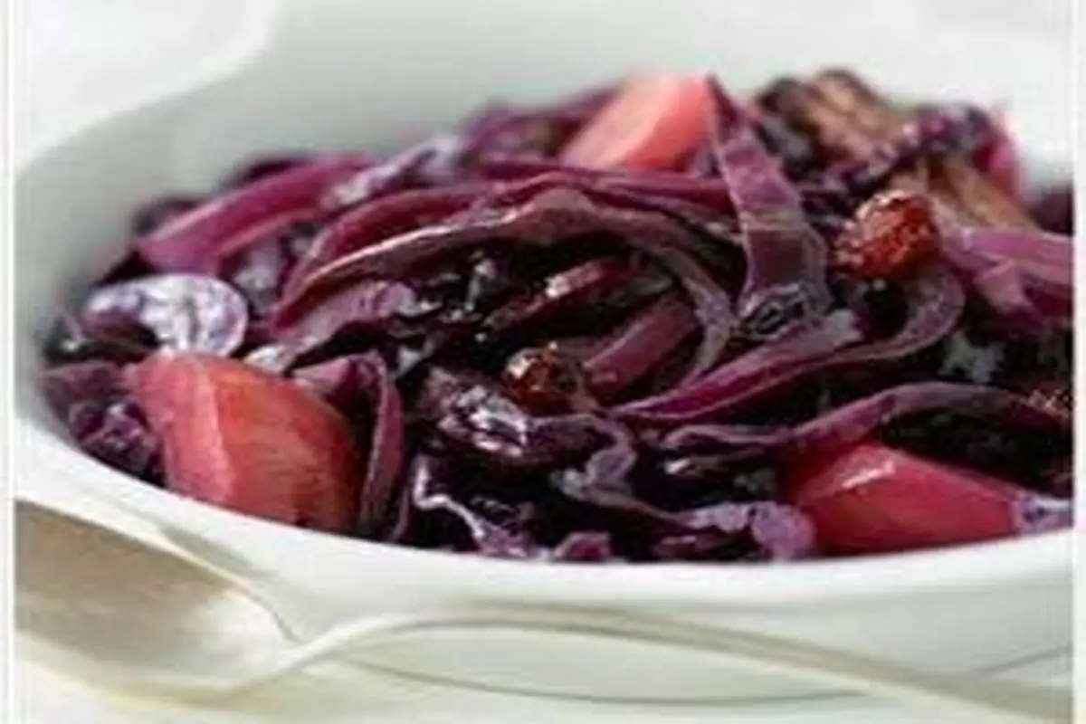 طرز تهیه ترشی کلم قرمز و بادنجان