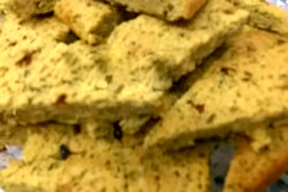 طرز تهیه نان ذرت با سبزی