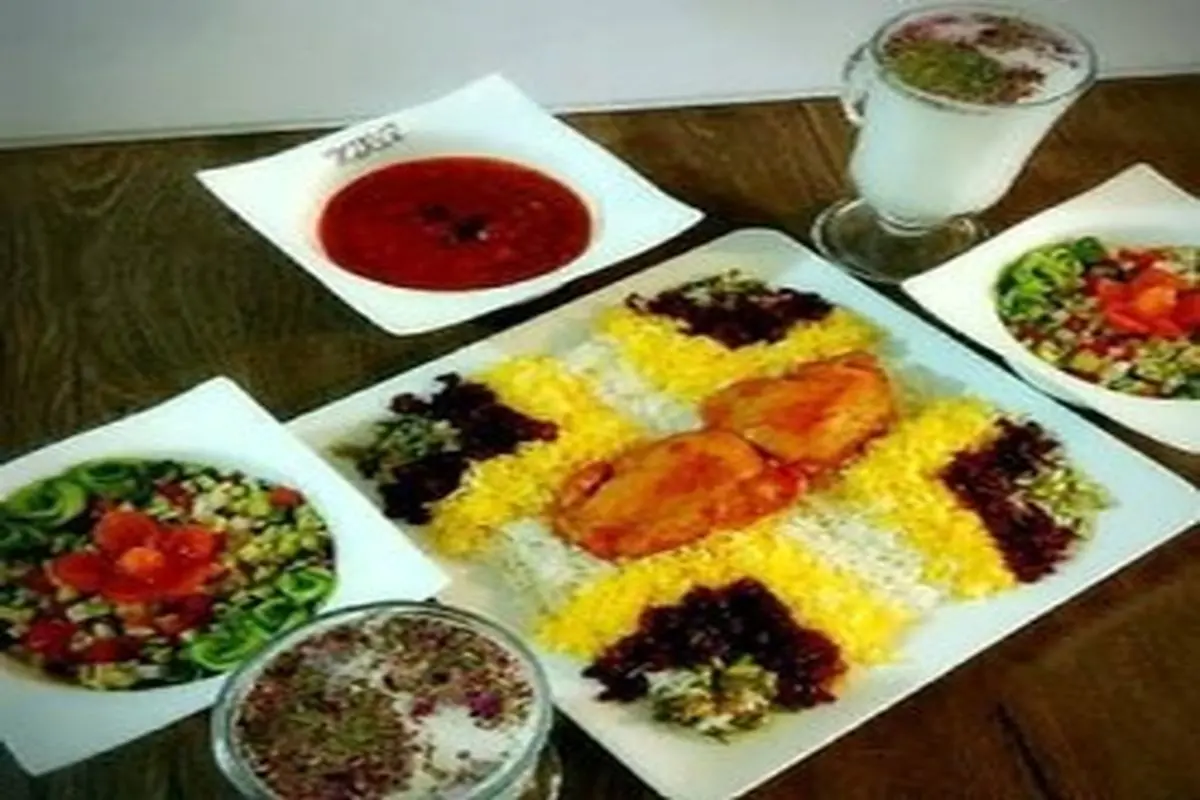 روش پخت زرشک پلو با مرغ مجلسی و اصول حرفهای تهیه آن