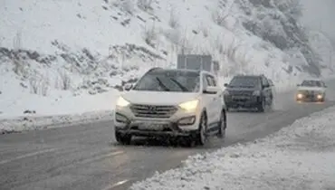 بارش برف در ارتفاعات محور هراز و کندوان