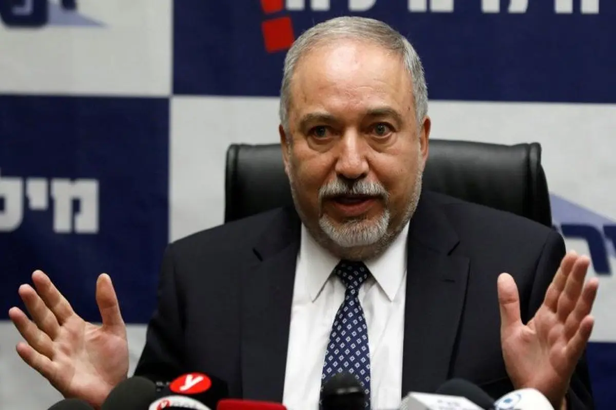 وزیر دفاع اسرائیل در مخالفت با توقف کشتار فلسطینیها استعفا کرد