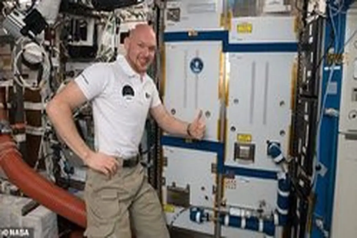 تولید اکسیژن از تنفس فضانوردان در فضا
