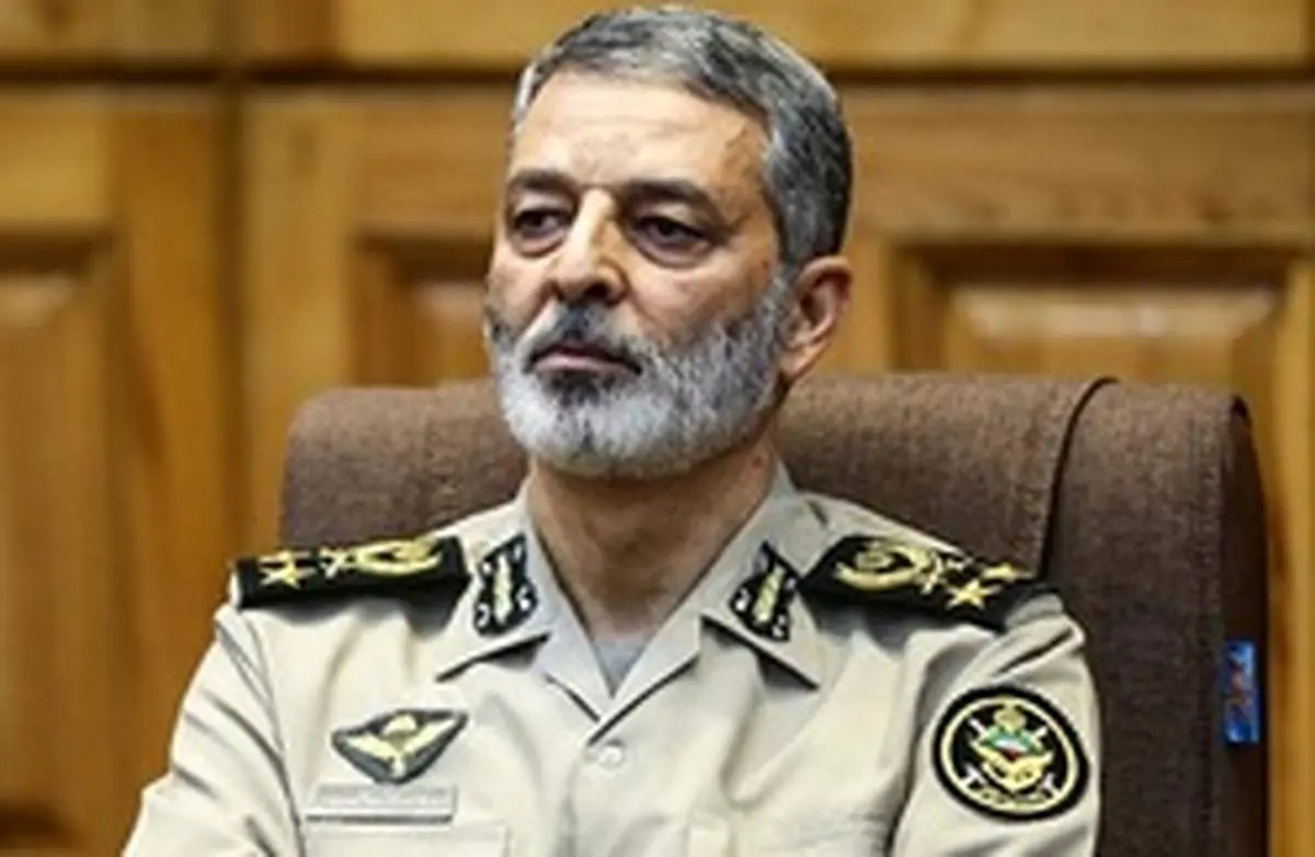 قدرت نظامی یکی از اهرم‌های اصلی تحقق آرمان‌های انقلاب است