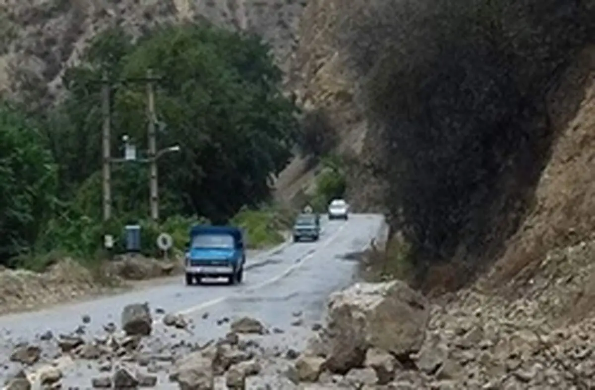 آخرین اخبار درباره ریزش کوه در جاده چالوس