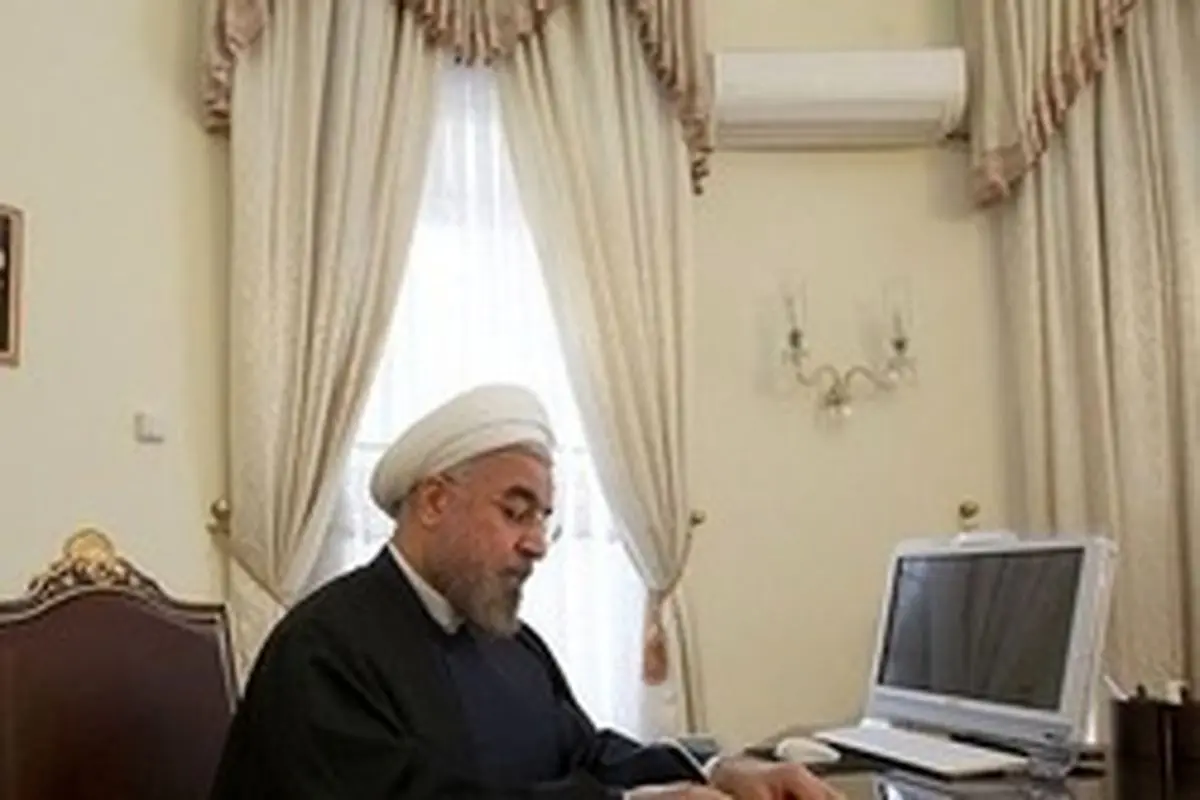 تقدیر روحانی از خدمات مدیران و کارشناسان بازنشسته کشور