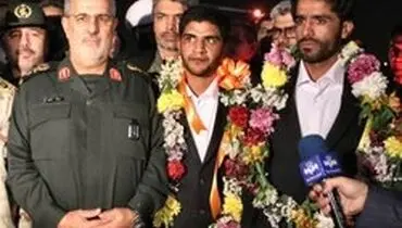 بازگشت ۵ تن از مرزبانان ربوده شده به کشور +تصاویر