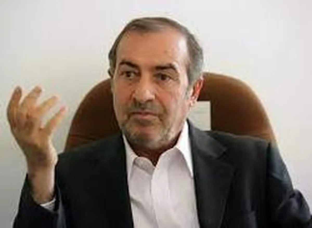الویری: دلار ۴۲۰۰ تومانی اشتباه بود