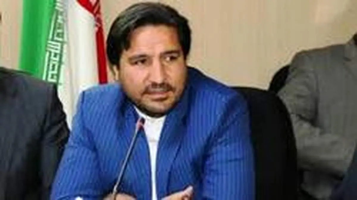 نماینده مجلس: تضعیف ظریف گل به خودی است