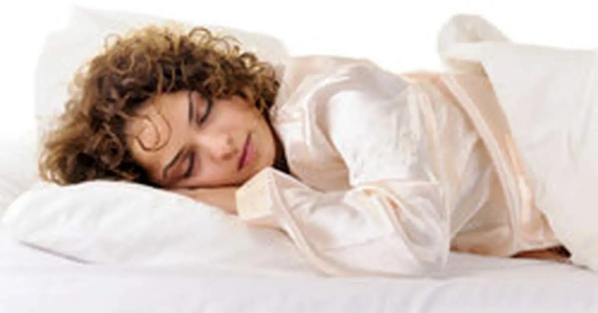 خوابیدن با سوتین یا بدون سوتین؟