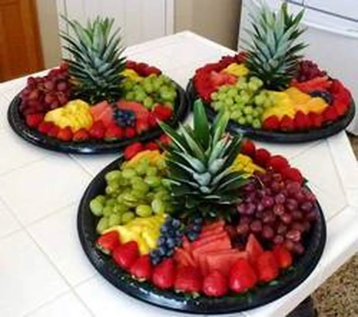 ۲۰ مدل خلاقانه تزیین آناناس شب یلدا