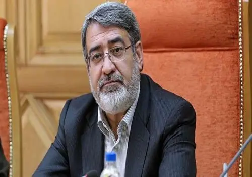 توضیح وزیر کشور درباره وضعیت کشتی توقیف شده توسط سپاه