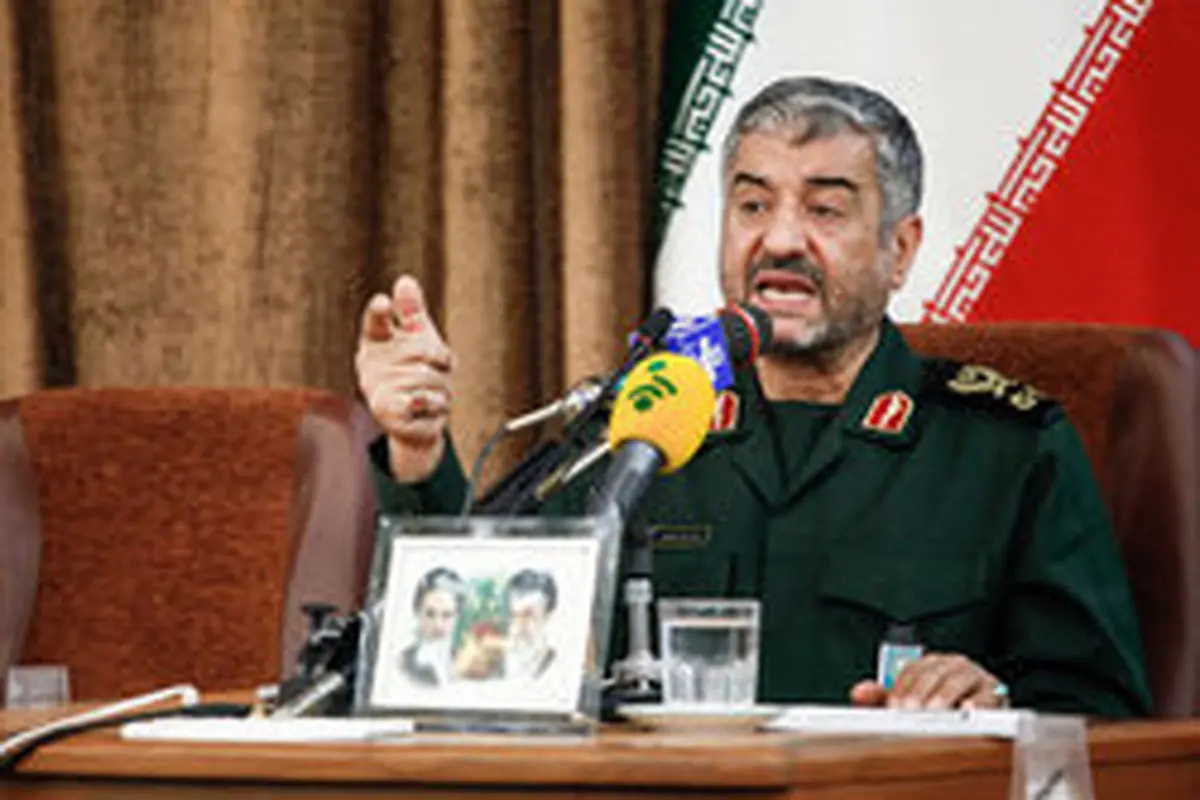 فرمانده سپاه: هرچه عزت اسلامی داریم از مقاومت ملت ایران است