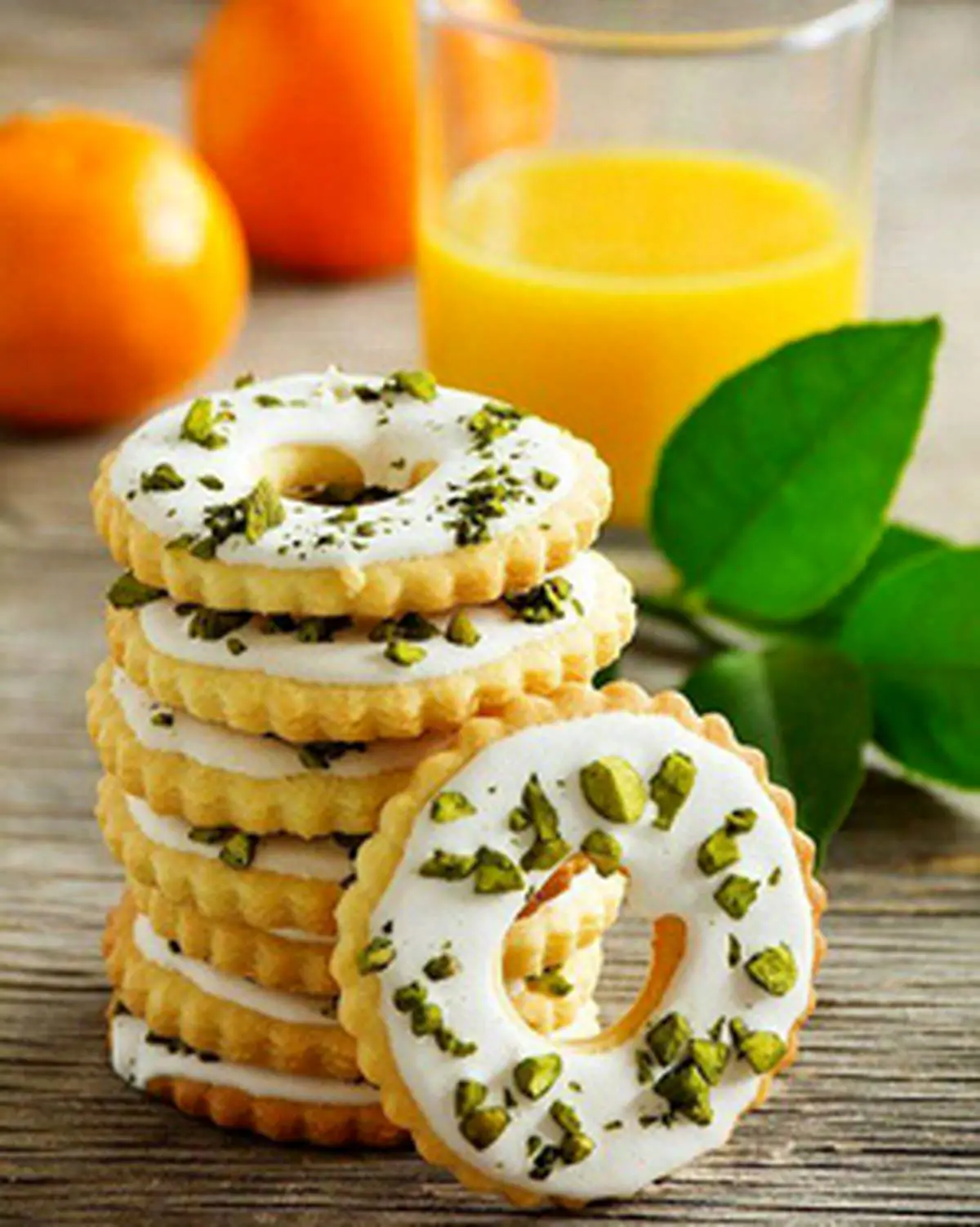 ﻿
طرز تهیه شیرینی لیمویی یا پرتقالی