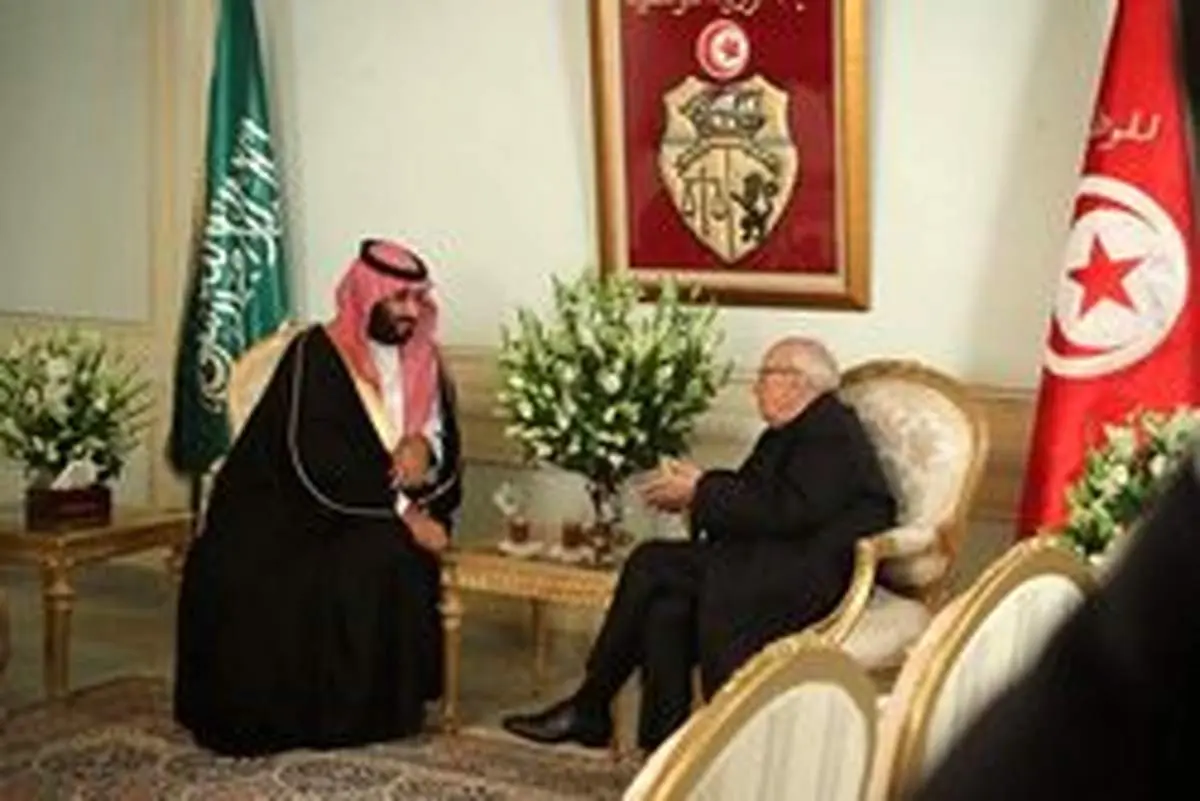 بن سلمان با وجود اعتراضات مردمی وارد تونس شد