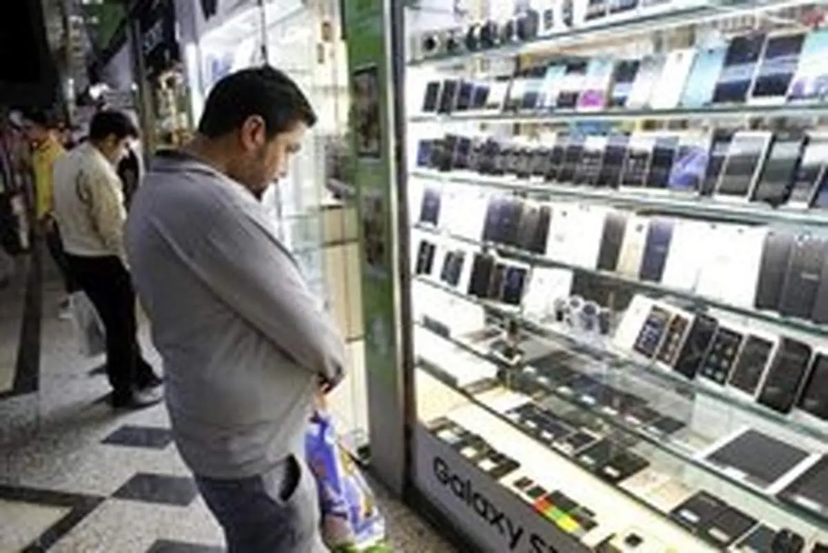 عرضه‌ی گوشی‌های توقیفی چه تاثیری در بازار دارد؟