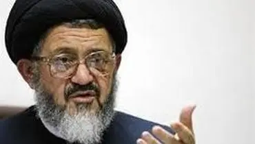 اکرمی: نباید برای سخنان احمدی‌نژاد وقت بگذاریم