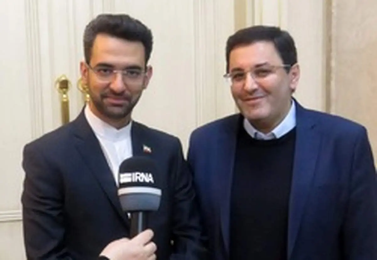 «آذری جهرمی» وارد باکو شد
