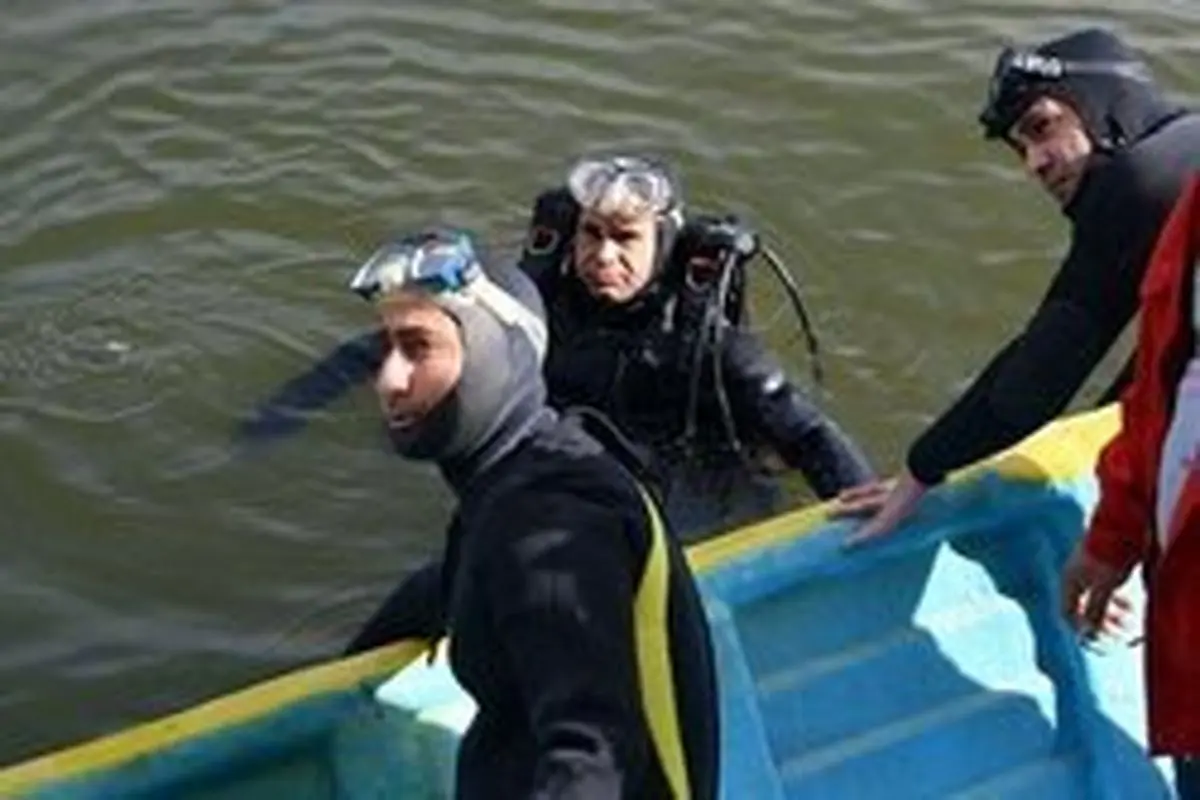 نجات ۶ دریانورد هرمزگانی در دریای عمان