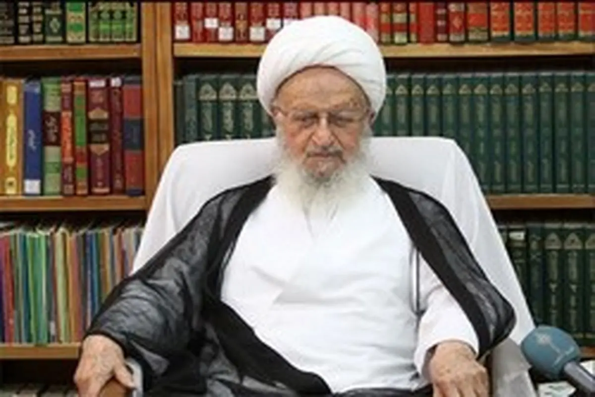 آیتالله مکارم شیرازی: دستگاه قضا آبروی نظام است