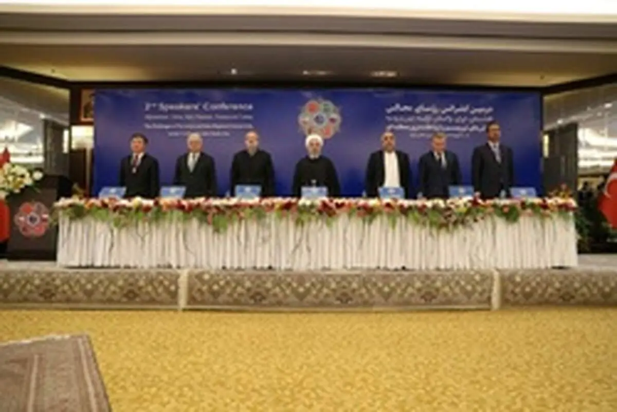 روحانی: در برابر مداخله گران و زورگویان بایستیم/ آمریکا متهم ردیف اول در شکستن پیوندهاست