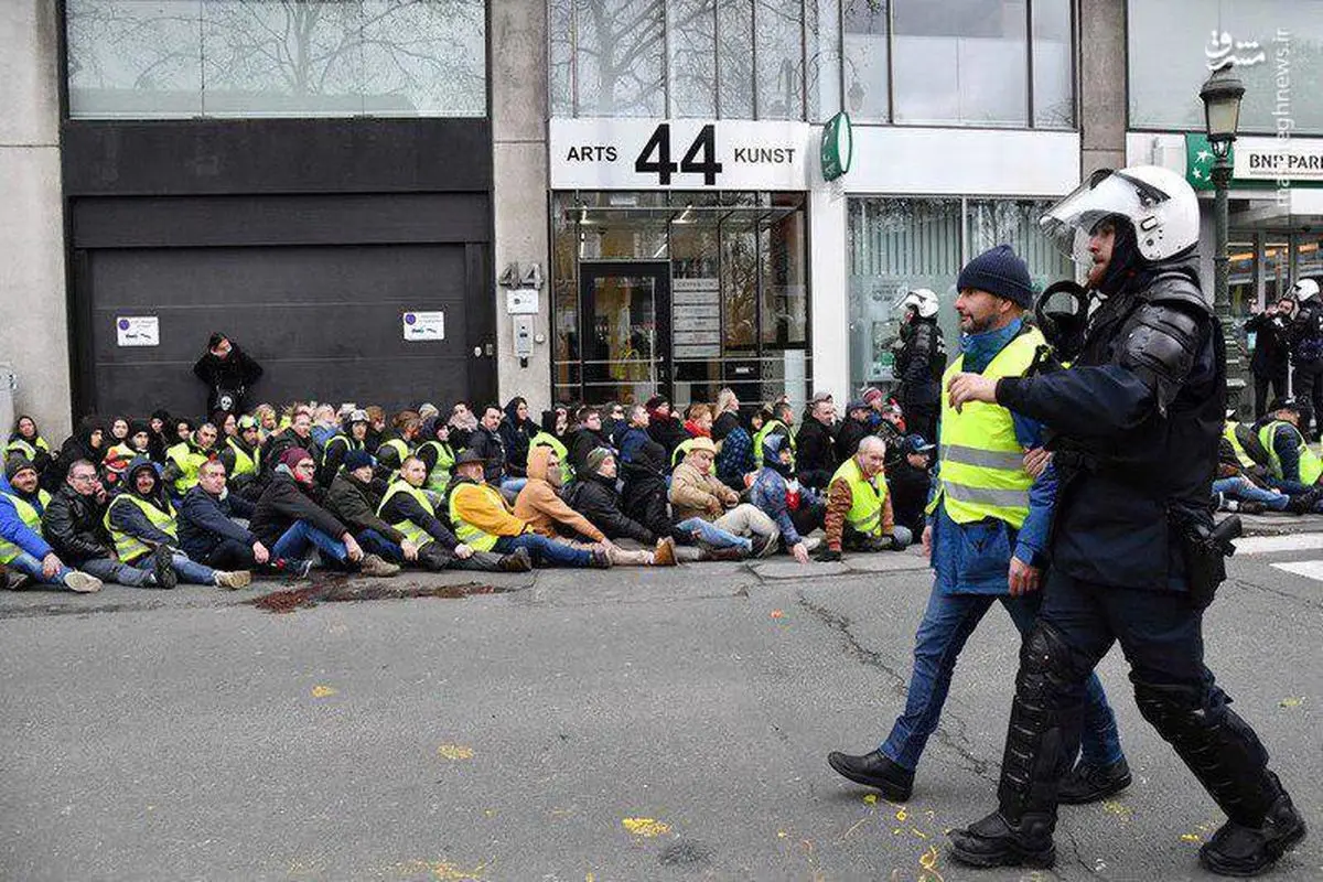 اعتراض متفاوت جلیقه زردهای بلژیکی +عکس