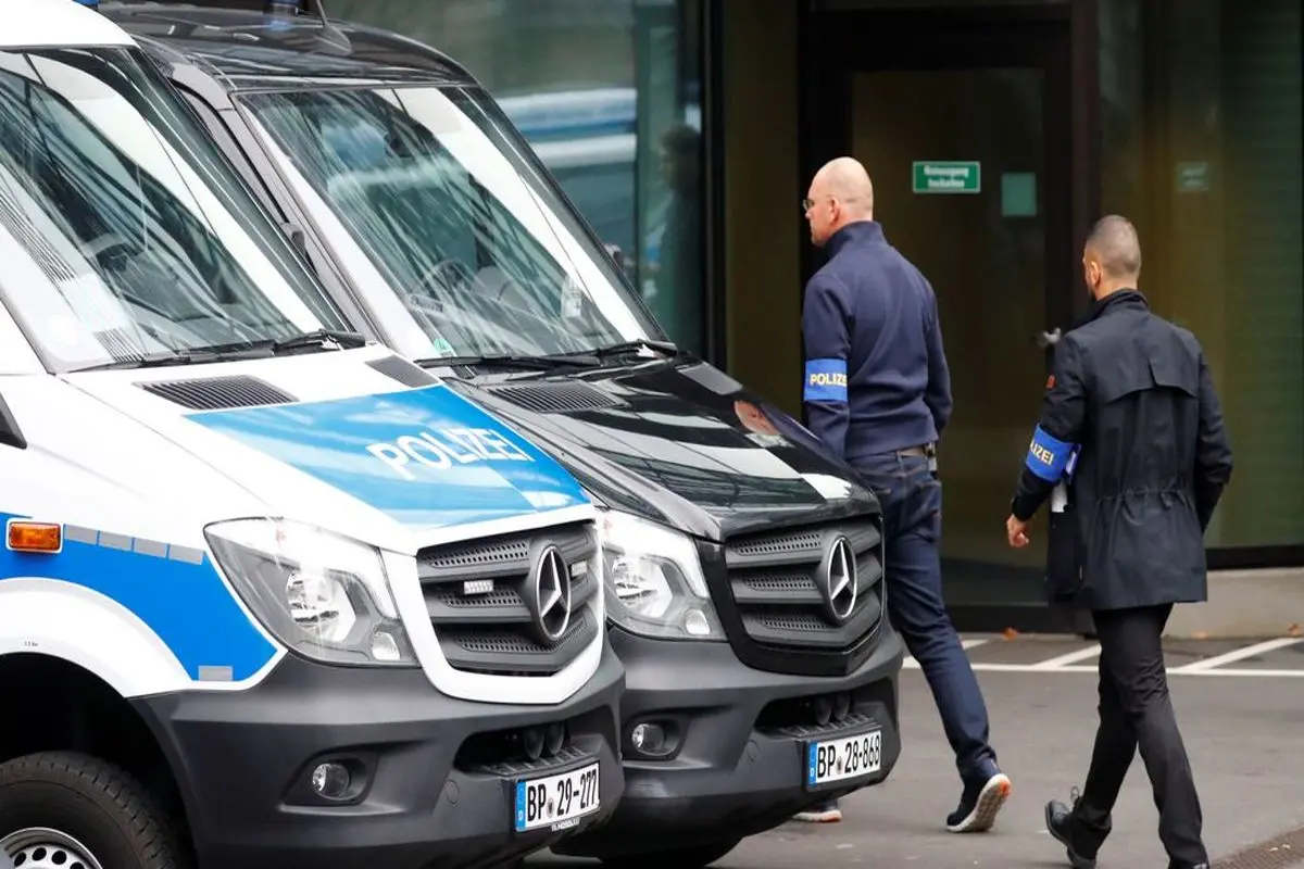 مقر دویچه بانک در فرانکفورت مورد حمله پلیس قرار گرفت