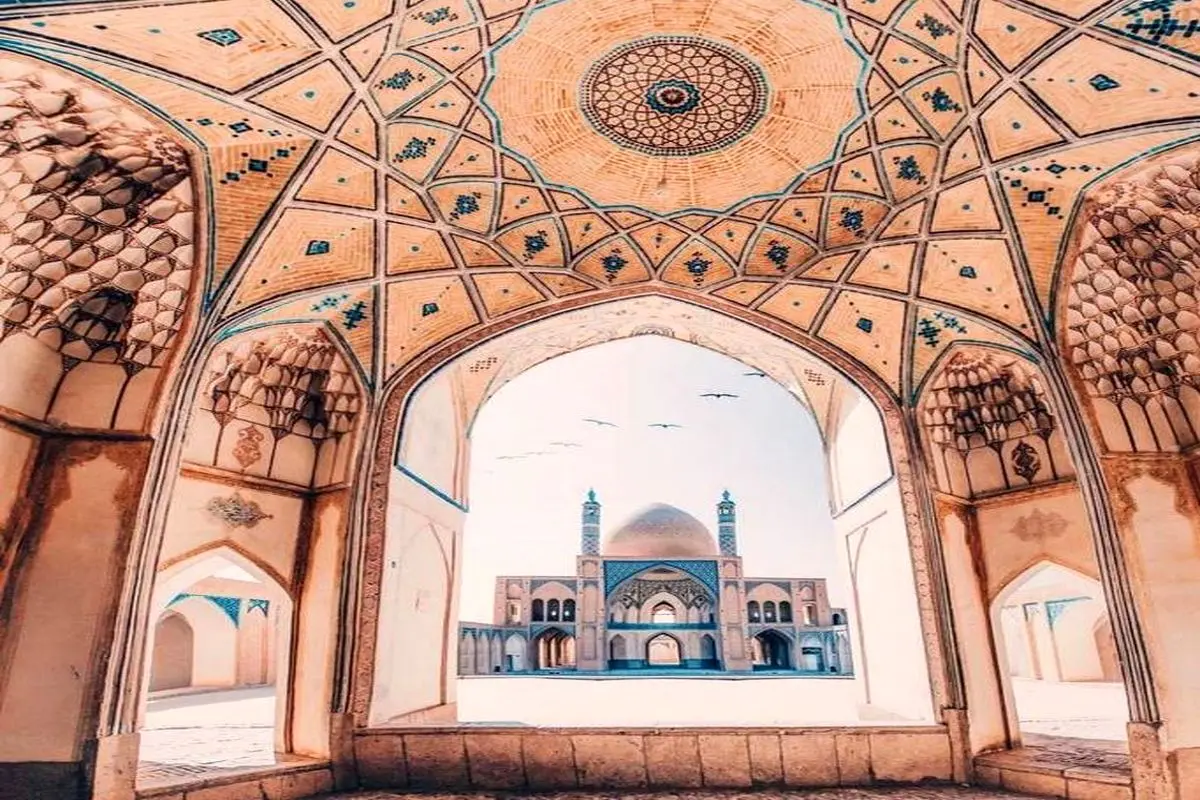 معماری بینظیر مسجد "آقا بزرگ"+ عکس