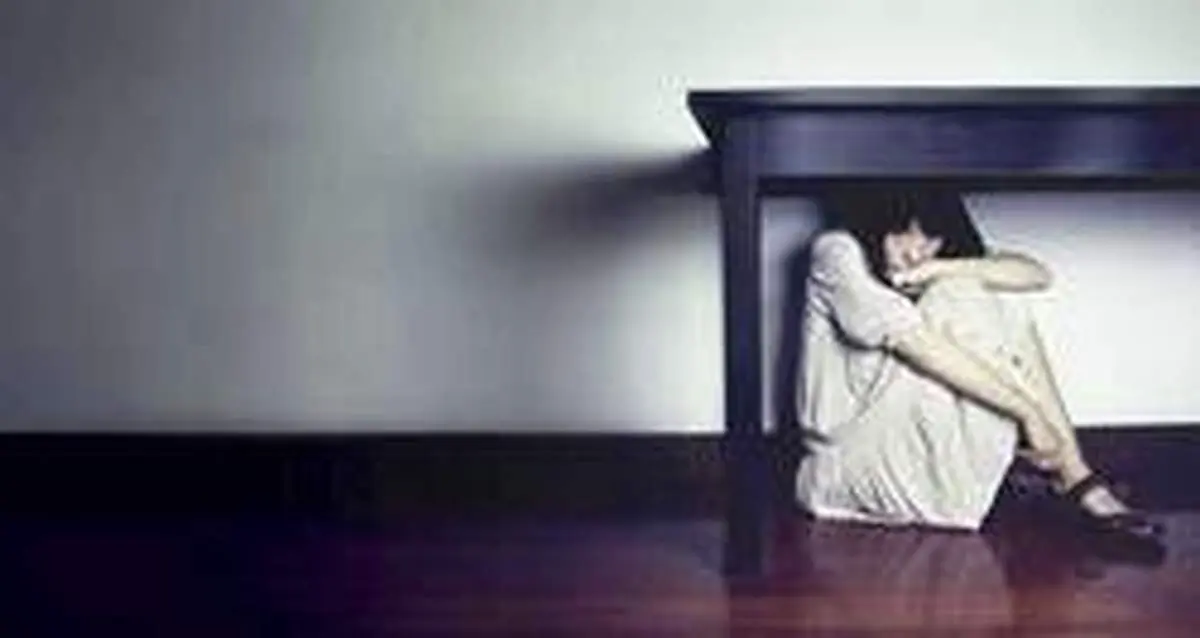 ۴ راهکار موثر برای مقابله با کمرویی