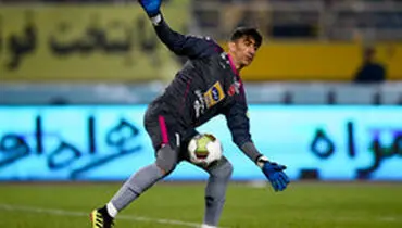 دروازه‌بان پرسپولیس مصدوم شد