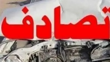 مصدومیت ۳ نفر در تصادف شدید پیکان وانت با خودروی پرشیا
