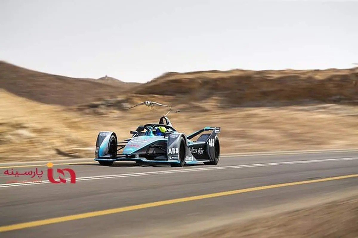 ویدیو| رقابت سریع ترین حیوان جهان با خودروی برقی