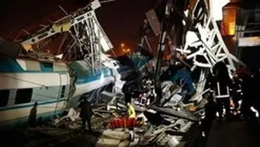 انحراف و واژگونی قطار سریع‌السیر در ترکیه