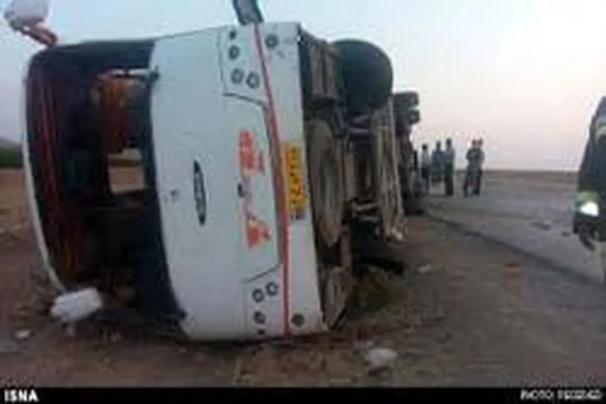 واژگونی مرگبار اتوبوس در رفسنجان