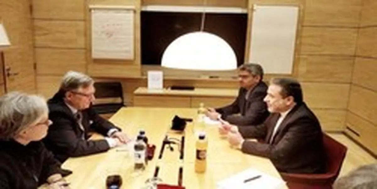 عراقچی: تحریم، سیاستی شکست خورده است