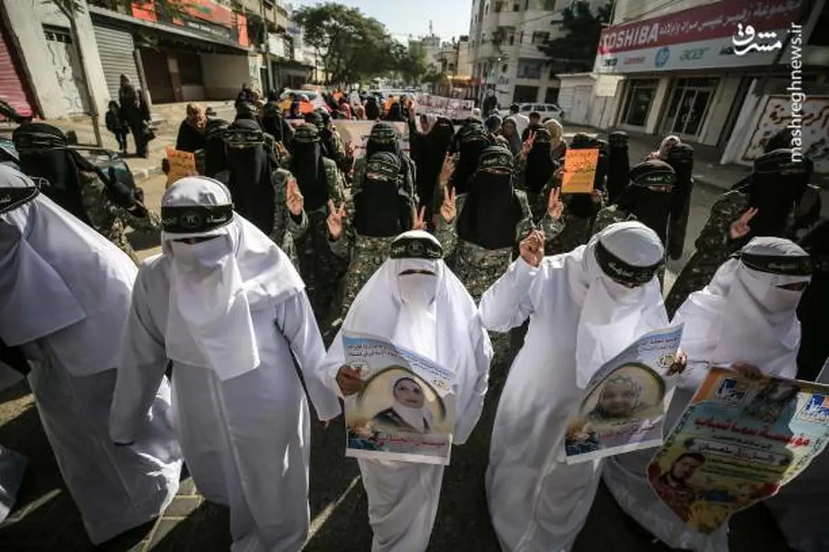زنان فلسطینی در غزه کفن پوشیدند +تصاویر