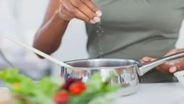 گرفتن شوری غذا با ۴ روش ساده