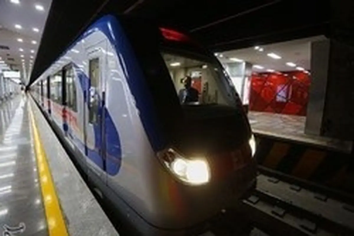 خودکشی جوان ۲۵ ساله در ایستگاه مترو قلهک
