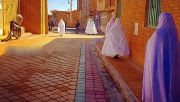 تنها شهر ایران که بانوان چادر سفید بر سر می‌کنند! +عکس