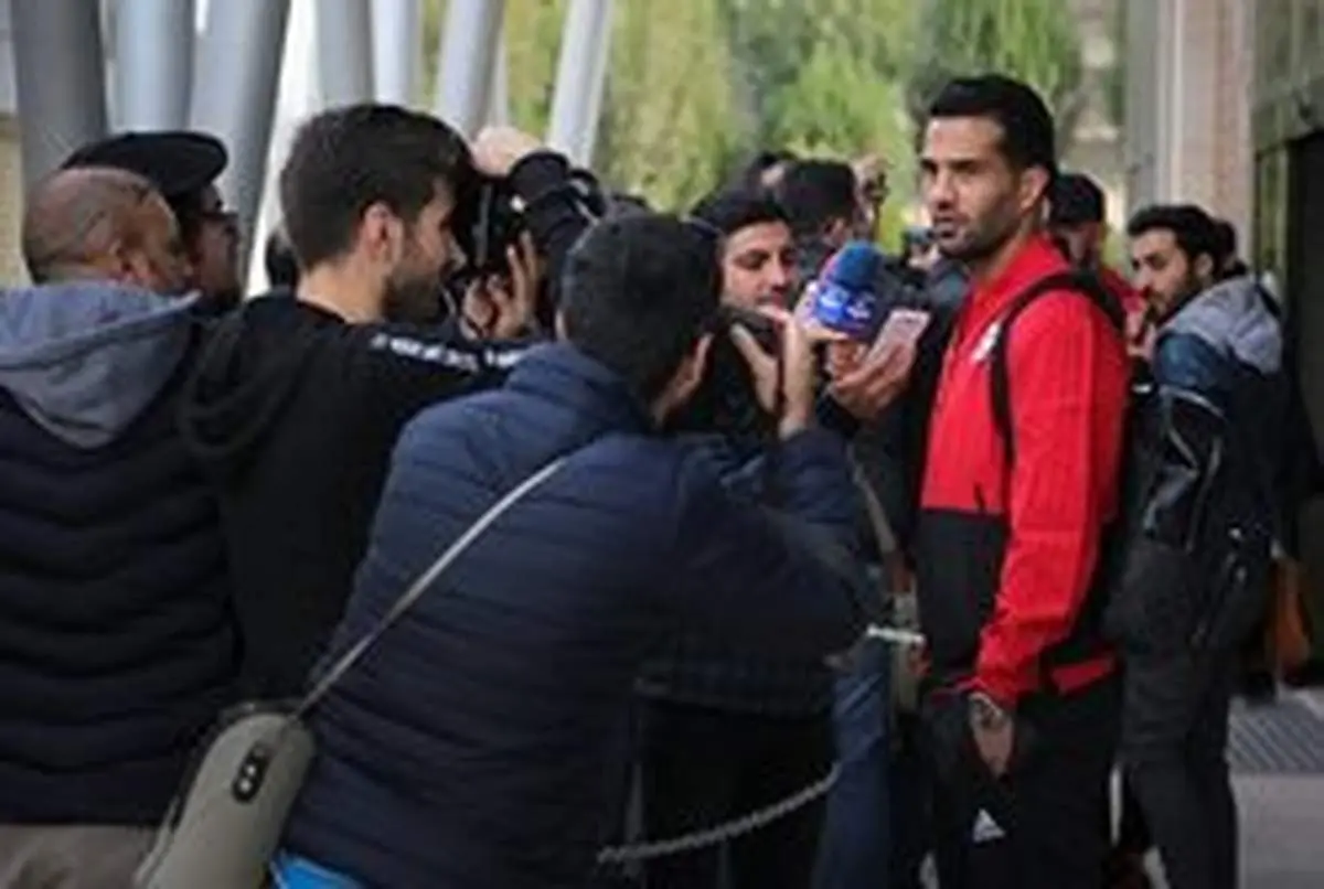 جمله جالب مسعود شجاعی درباره عکس یادگاری مسئولان!