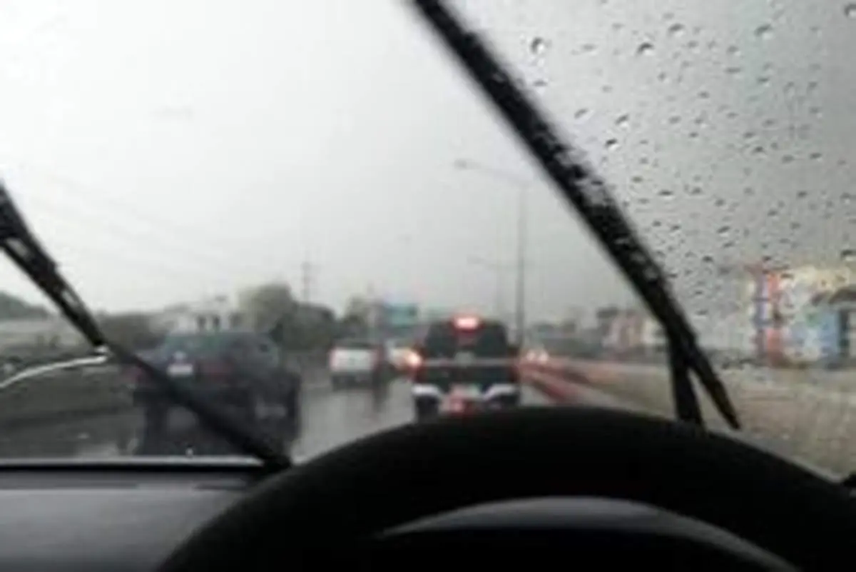 در خانه شیشه شوی آبگریز برای خودرو بسازید!