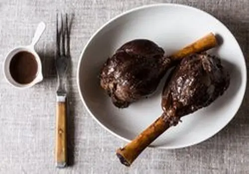 قیمت گوشت قرمز کاهش می‌یابد/ واردات گسترده دام زنده و گوشت در تمام بنادر کشور
