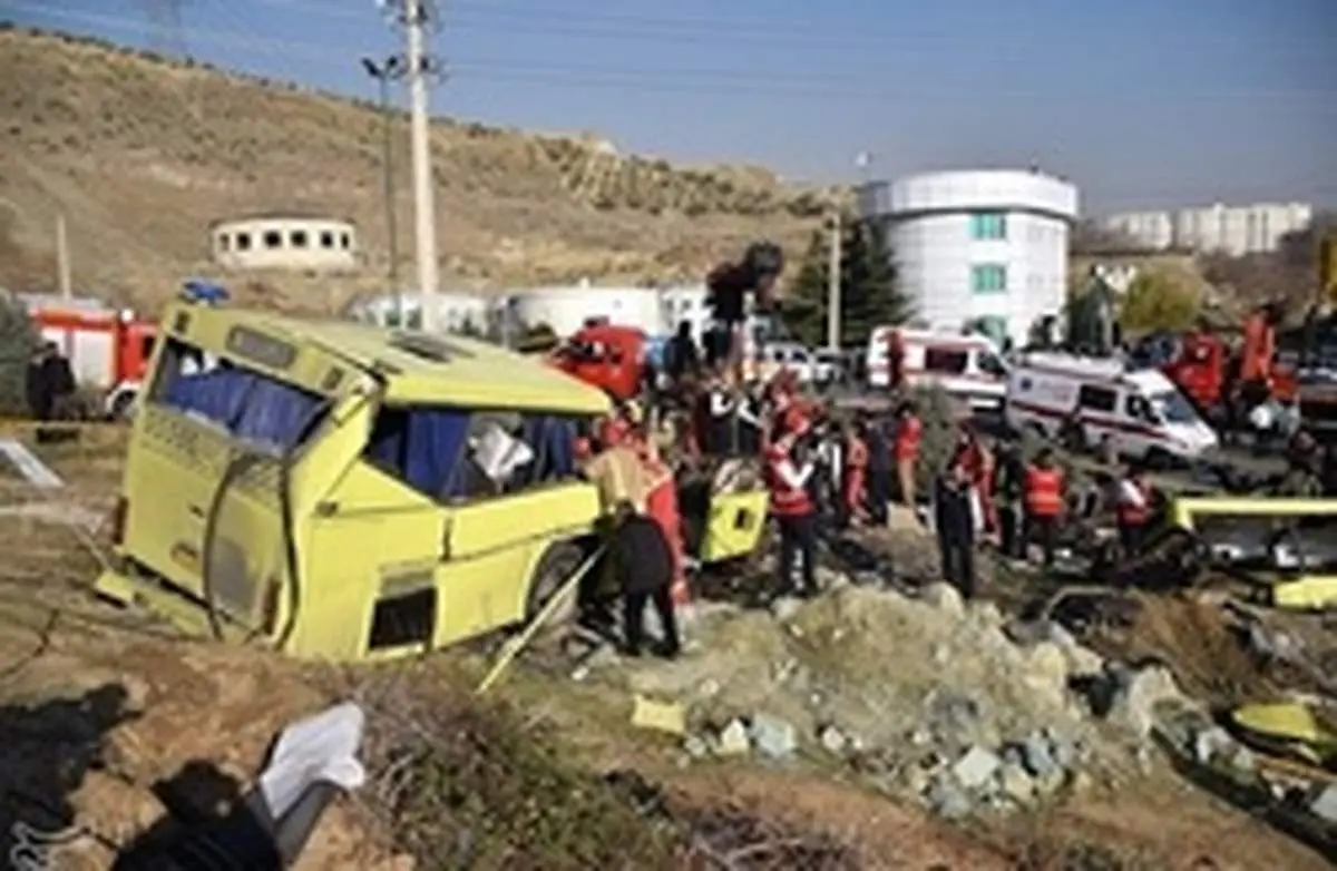 مقصرین دانشگاه آزاد طلبکار شده اند