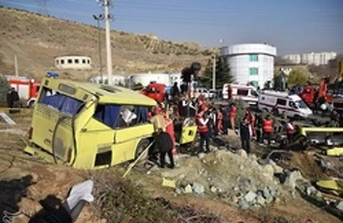 مقصرین دانشگاه آزاد طلبکار شده اند