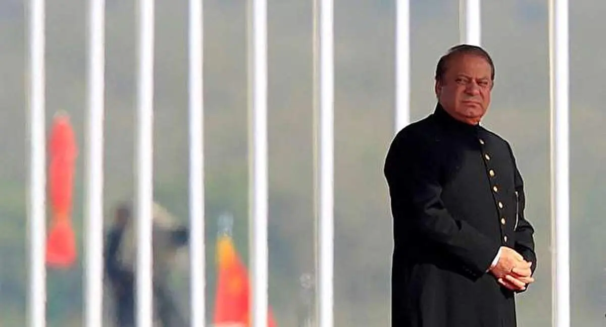 نخست وزیر سابق پاکستان مسئول نظافت زندان شد