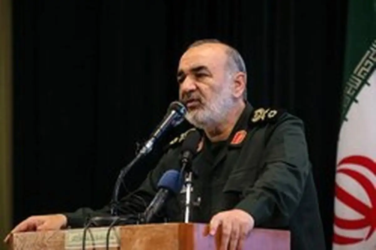 سردار سلامی: امروز گزینه نظامی دشمن مردود و نابود است