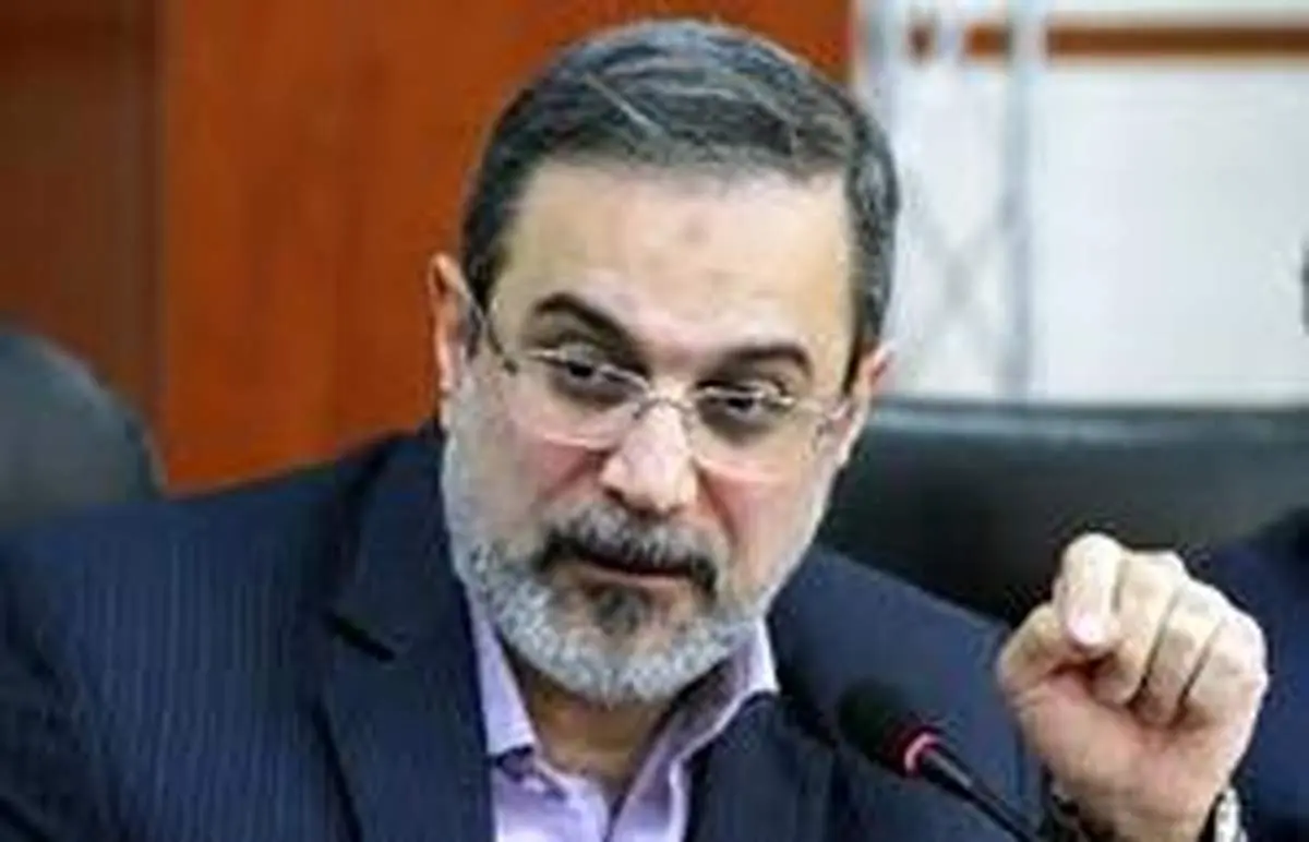 وزیر آموزش: مدرسه پادگان نیست