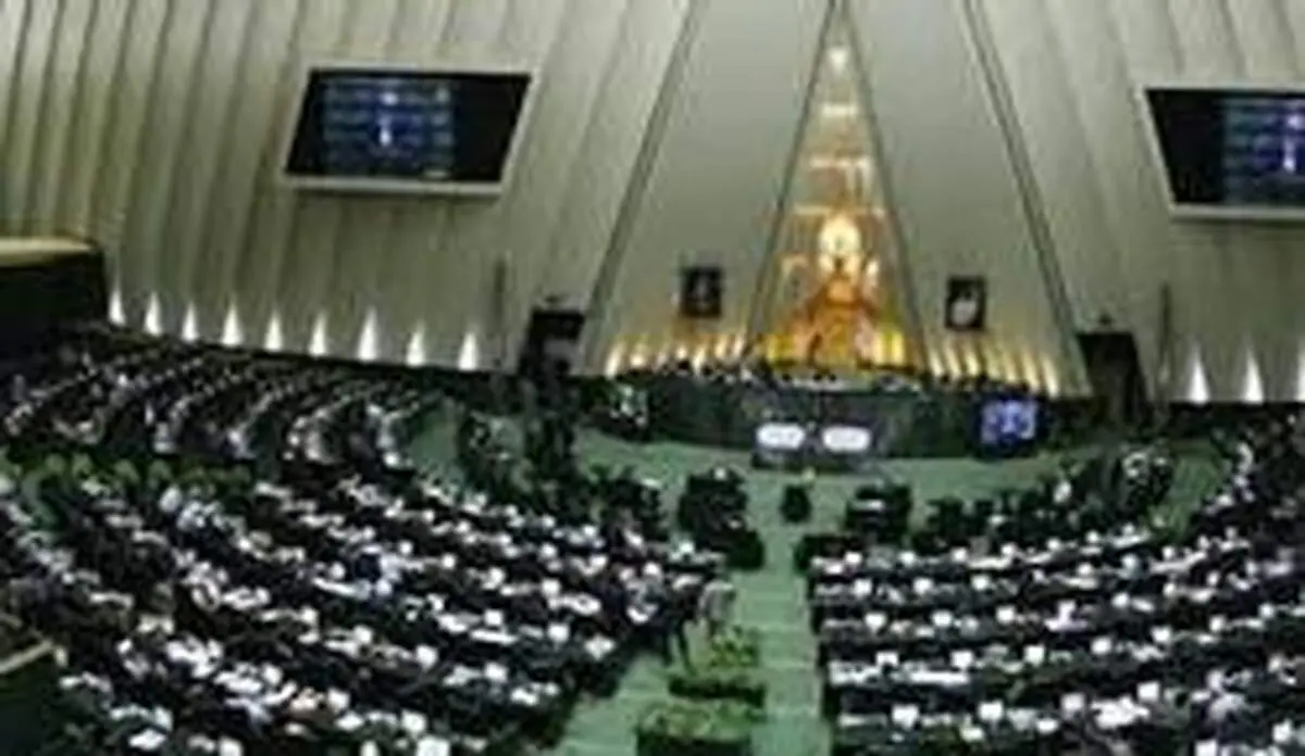 جلسه کمیسیون اصل ۹۰ درباره پذیرش پزشکی دانشگاه