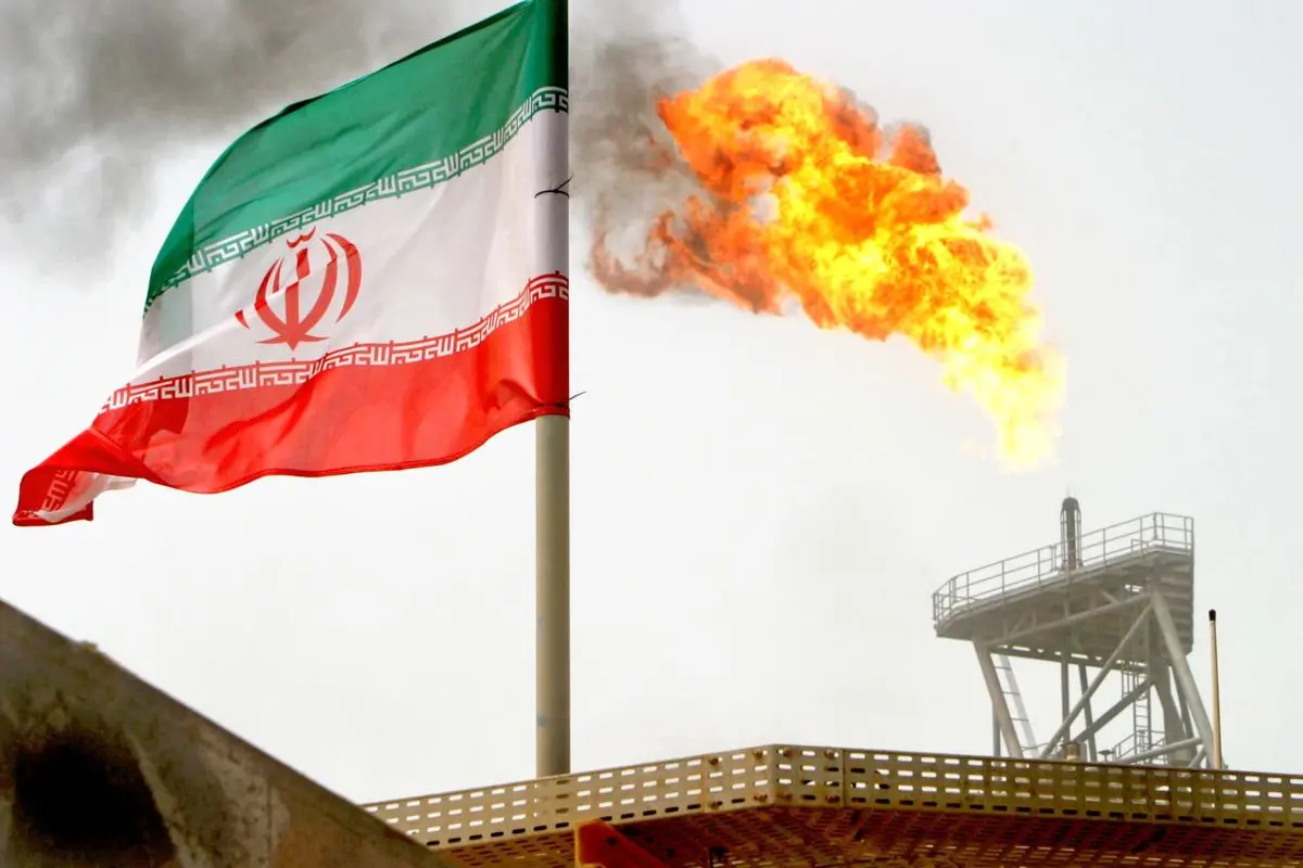 مشتریان نفت ایران «یک بشکه» بیش از اندازه تعیین شده خرید نمی کنند