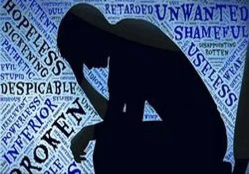کم‌خوابی مزمن با افسردگی و اضطراب مرتبط است